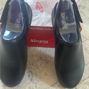 Alegria Classic Black Leather Footwear